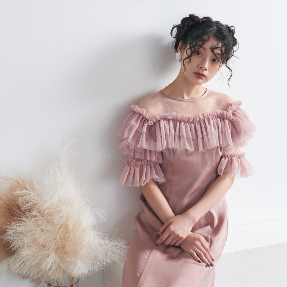 425-1018 ヴィンテージ風サテンフレアドレス – métoi