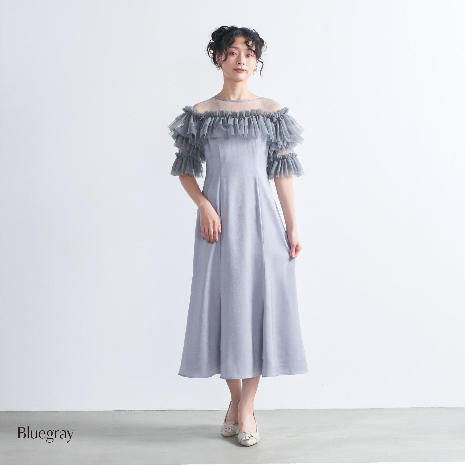 425-1018 ヴィンテージ風サテンフレアドレス – métoi